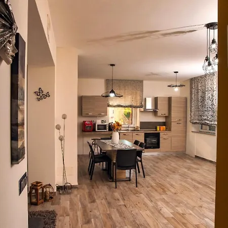 La Del Borgo Tatil Evi *